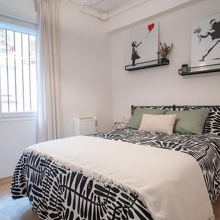 Apartamento En El Corazon De Granada - Cochera Eksteriør billede