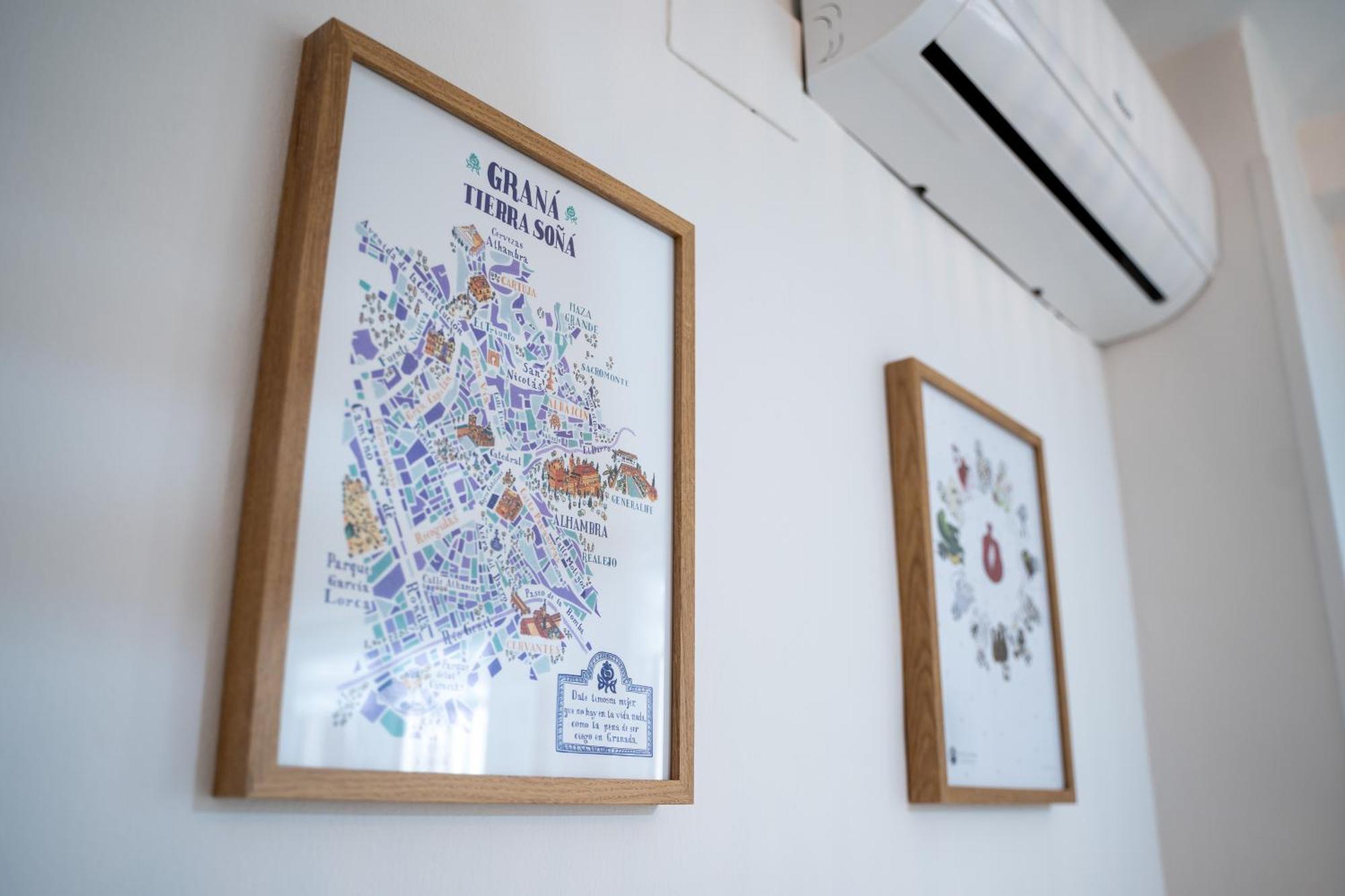 Apartamento En El Corazon De Granada - Cochera Eksteriør billede