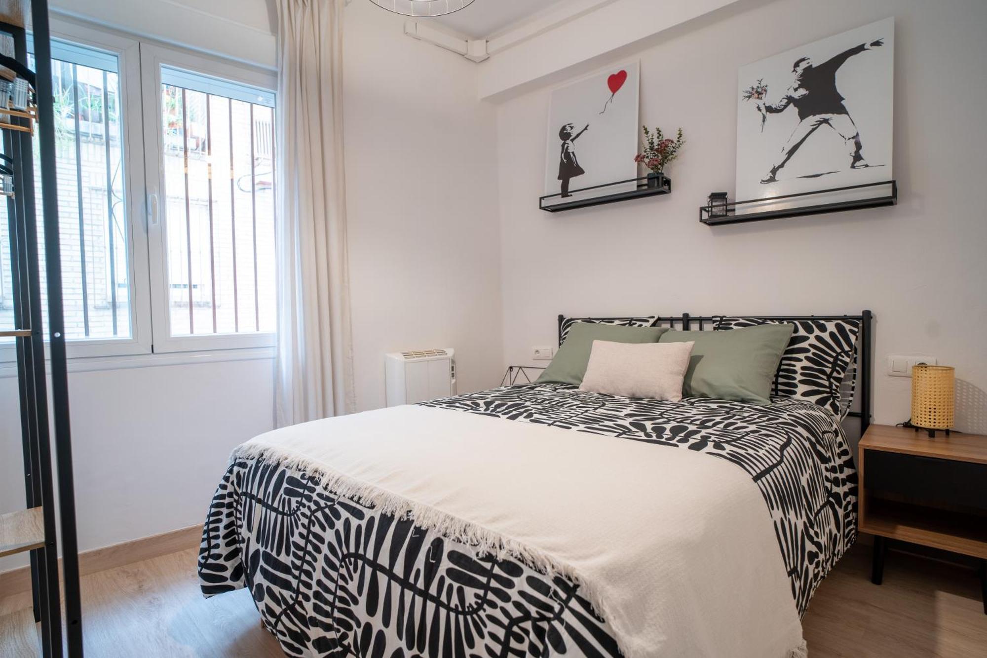 Apartamento En El Corazon De Granada - Cochera Eksteriør billede