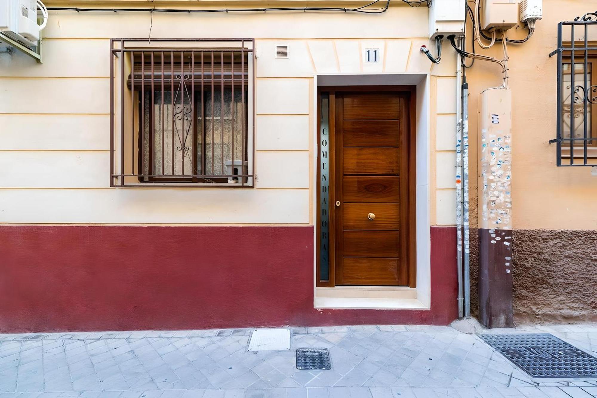 Apartamento En El Corazon De Granada - Cochera Eksteriør billede